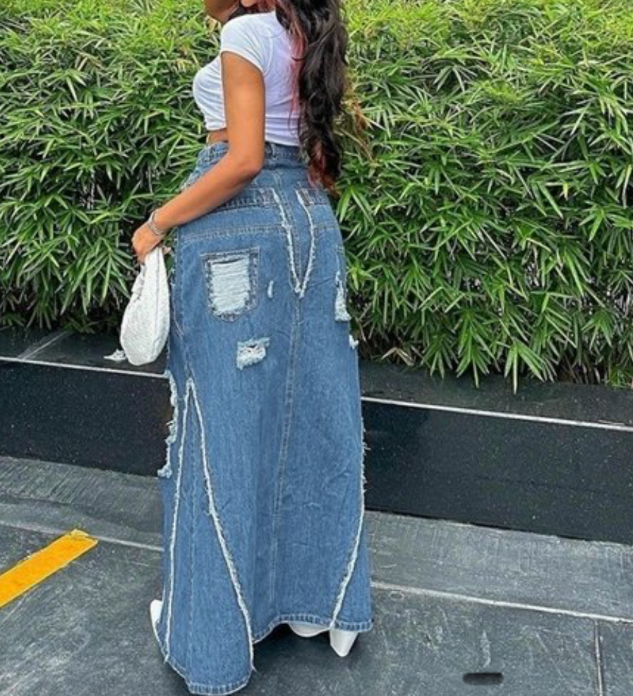 HIGH RISE RIPPED DENIM SKIRT
